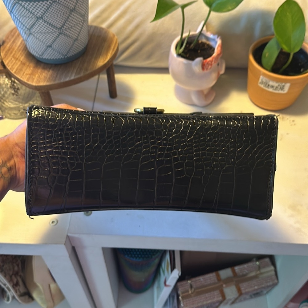 Black mini hand bag with strap - Picture 5 of 13